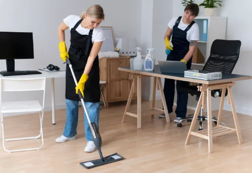 Nettoyage de bureau professionnel à la Haye-Pesnel